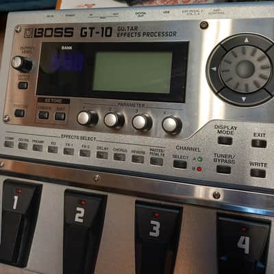 Boss GT-10 Guitar Effects Processor image 2