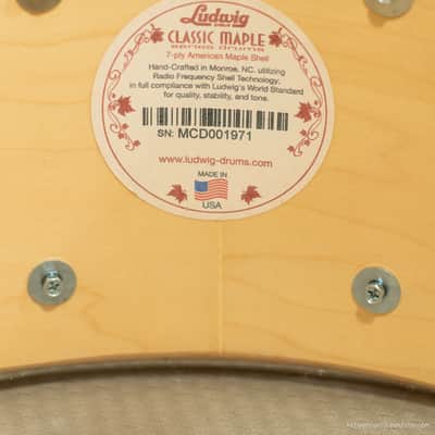 Ludwig LS403 6.5x14 Classic Maple Snare Drum 2017 - Champagne Sparkle image 12