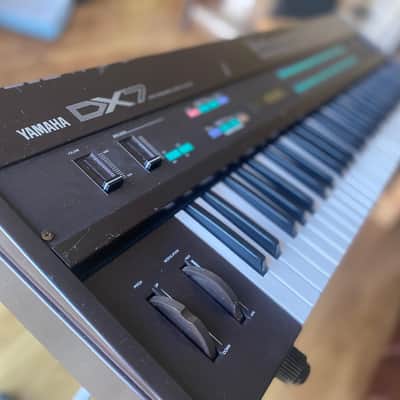 Yamaha DX7 1983 - 1987 + 2x ROM Cartridges