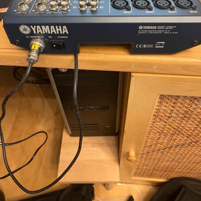 Immagine Yamaha MG10/2 10-Channel Analog Mixer – Good Condition - 2