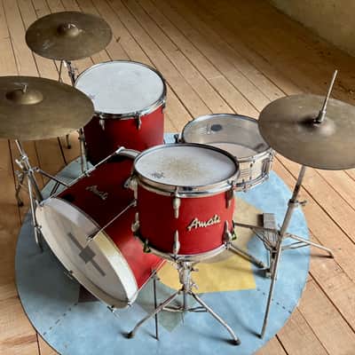 Amati Drum Set complete image 4