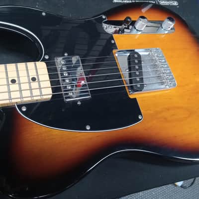 Fender California Fat Telecaster with Maple Fretboard (1997) in Sunburst w/hardshell case image 6