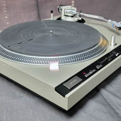 Technics SL1600MK2 Fully Automatic Turntable / Record Player w/ Shure Cartridge & Stylus (video) image 2