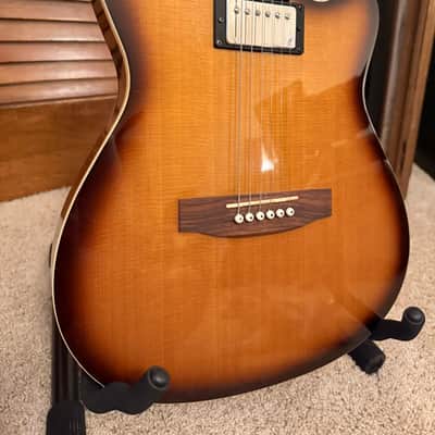 Godin A6 Ultra 2010s - Cognac Burst image 2