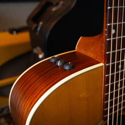 Taylor 210ce – 2008 – Natural – Very Good Condition – With Original Hardshell Case image 6