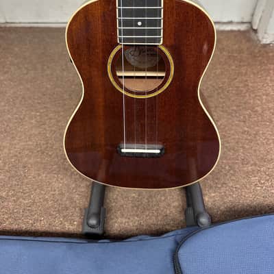 Used Fender Grace VanderWaal Signature Concert Ukulele w/ Gig Bag Local Pickup image 3