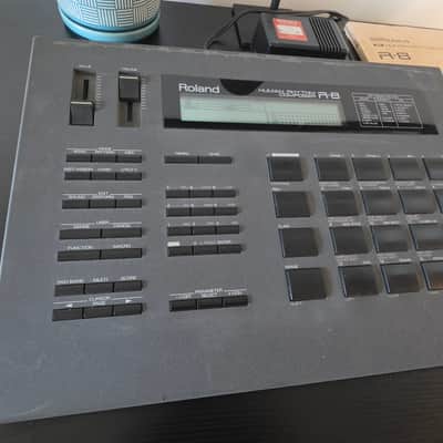 Roland R-8 Human Rhythm Composer 1980s -w/original manual image 5