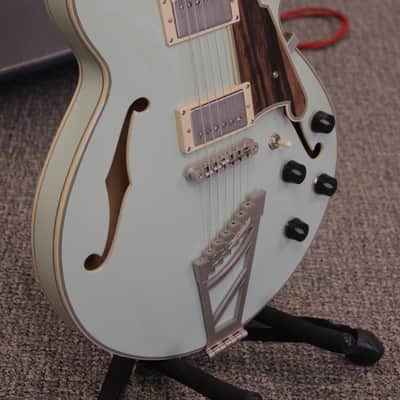 D'Angelico Deluxe SS Semi-Hollow Limited Edition with Stairstep Tailpiece 2021 - Sage image 3
