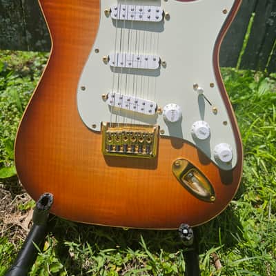 J.W. Van Custom Guitar image 4
