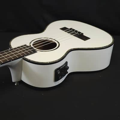 Lanikai Julia Michaels White Pearl Tenor Signature Acousic Electric Ukulele w/i ag image 12