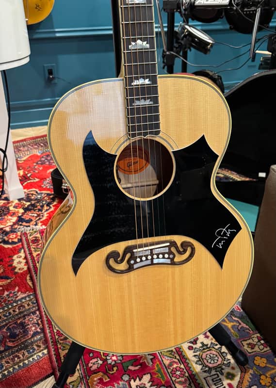 Gibson Tom Petty Signature SJ-200 Wildflower 2021 - Present - Antique Natural #20/100 image 1
