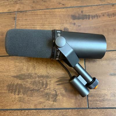 Shure SM7B Cardioid Dynamic Microphone SM 7B image 2