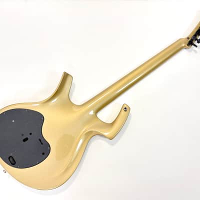 Parker Fly Deluxe Vibrato 1997 Antique Gold image 16