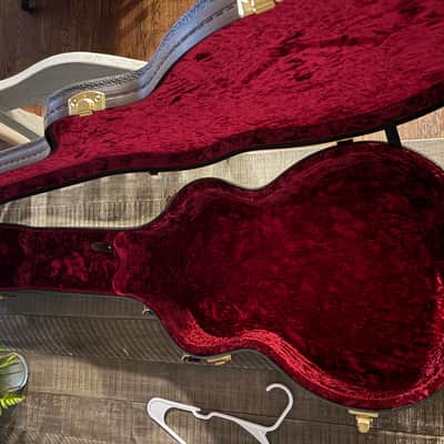 Taylor 314ce Studio Special Edition 2024 - Present - Shaded Edgeburst image 13