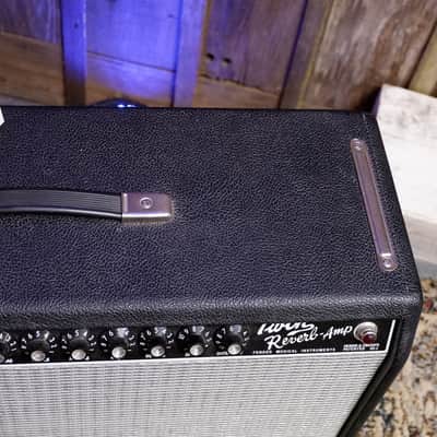 Fender '65 Twin Reverb Reissue 85-Watt 2x12" Guitar Combo 2008 - Black AC072543 with Footswitch image 12