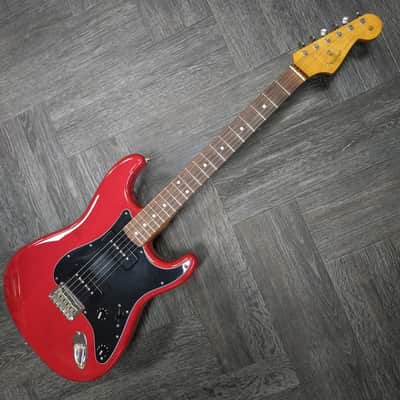 Fender Noventa Stratocaster 2021 - Crimson Red Transparent image 1