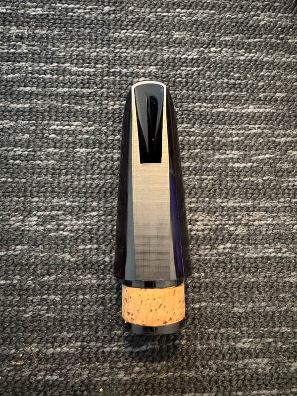 Unmarked Student Bb clarinet mouthpiece image 1
