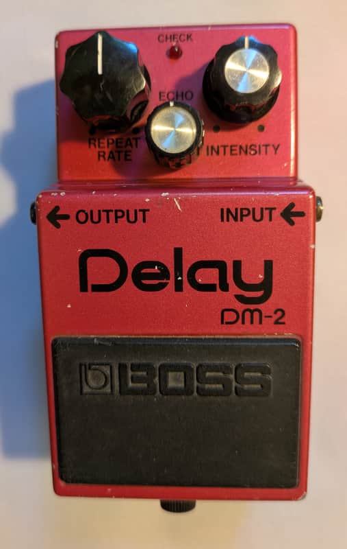 BOSS DM-2 DELAY - MN3205 CHIP 1983 - Pink image 1