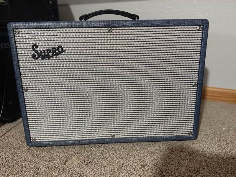 Supro 1624T Dual Tone Reissue 24-Watt 1x12" Guitar Combo