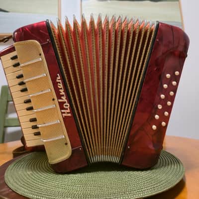Vintage La Tosca by Gretsch Minuetta Accordion w/Orig Case *41