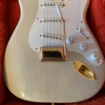 Mary Kaye Ash Custom Shop Fender Stratocaster 1986 57’ Neck & 1987 62’ Body White image 13