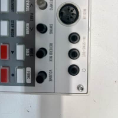 Korg Volca Sample Digital Sample Sequencer 2010s - White image 5