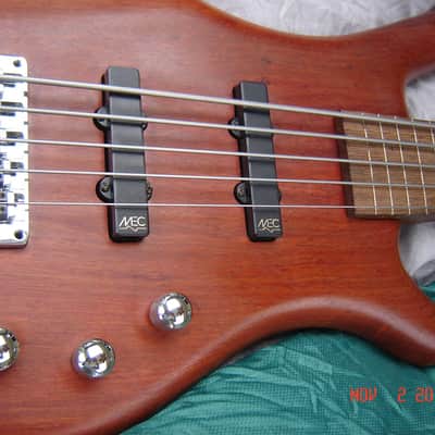 Warwick Corvette Fretless 5 string GERMAN made image 1