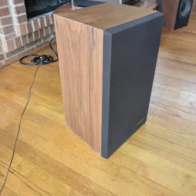 Realistic Optimus-21 1978/79 - oiled walnut veneer image 6