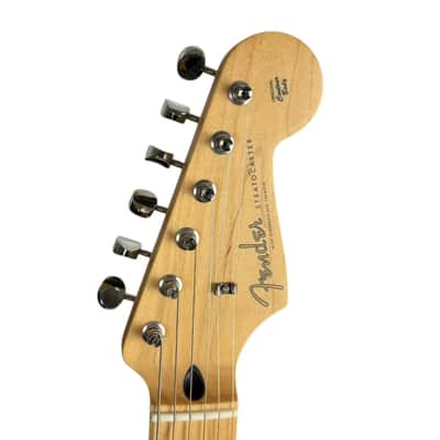 Fender Japan Junior Collection Stratocaster 2023 - Shell Pink image 9