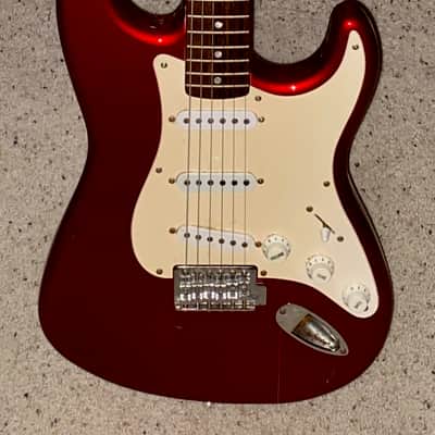 Fender Squier Affinity Stratocaster 2004 Candy Apple Red image 3