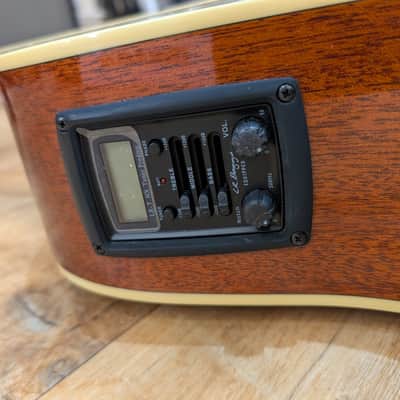 Crafter DE8/N Electro Acoustic Guitar image 7