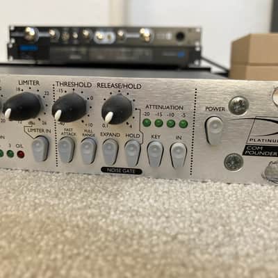 Focusrite Platinum Compounder Stereo Compressor / Gate / Expander 2000s - Silver image 3