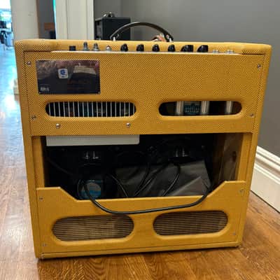 Fender '59 Bassman LTD Reissue 45-Watt 4x10" Guitar Combo - Lacquered Tweed image 8
