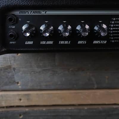 Fender Mustang I V.2 20W Modelling Guitar Amplifier – Good Condition image 3