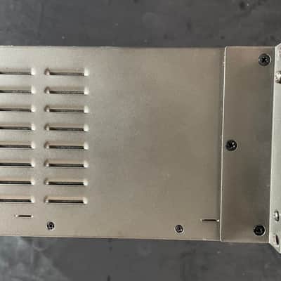 Behringer S32 image 5