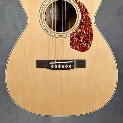 Guild M-240E Concert w/ Fishman GT-1 Preamp image 2