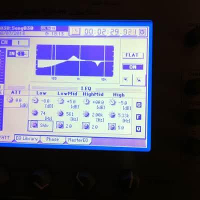 KORG D16XD-enregistreur 16 pistes+Hd 40Go+flight image 4
