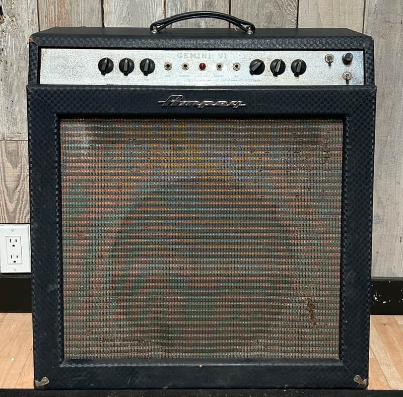 1960's Ampeg GS-15R Gemini VI 30-Watt 1x15" Guitar Combo, Great Driving Bluesy / Rock Tones, Such a Classic Vintage Sound ! image 1
