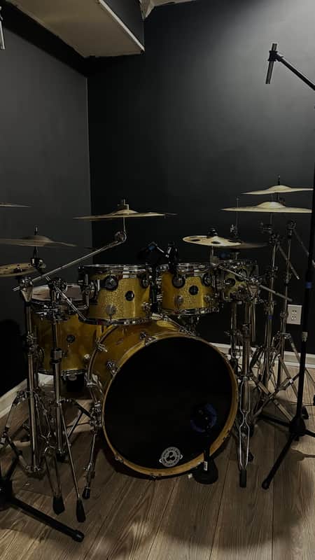 DW Collector’s Series Drum Set Gold Glass image 1