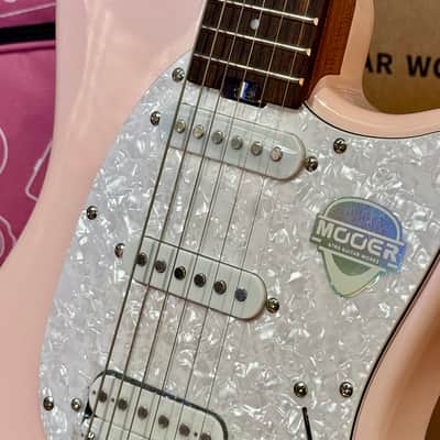 Mooer Guitars MLT10 (Travel/ Short Scale) CANDY PINK 2025 Super Light 2,5Kg image 23