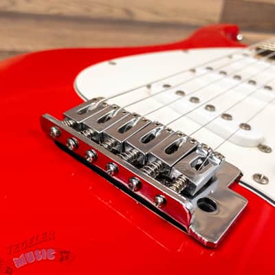 USED-Peavey Raptor EXP Electric Guitar, Solid Body Red with White Pickguard image 8