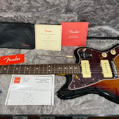 Fender American Professional II Jazzmaster with Rosewood FB 3-Color Sunburst #US22109145 8lbs, 1.7oz image 2