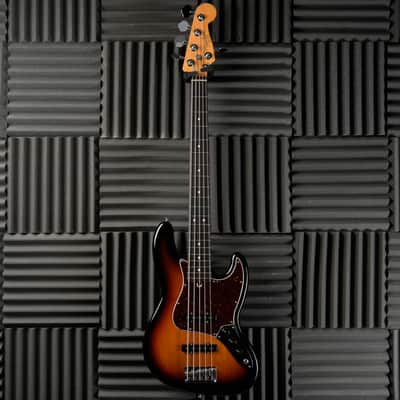 Fender American Professional II Jazz Bass V with Rosewood Fretboard 2021 - 3-Color Sunburst image 2