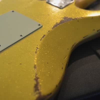 American Standard Fender Stratocaster Custom Relic Gold Sparkle image 7