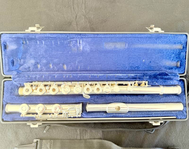 Gemeinhardt 3SHB/Model V Intermediate Flute - Custom Silver SY51 Head, Open Hole, B Foot - Fresh Service, Ready To Play! image 1