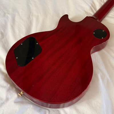 2009 Gibson Les Paul Studio with Gold Hardware - Wine Red Gloss - Free Pro Setup image 7