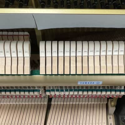 Yamaha Model U30BL 52" Upright Piano 1988 - Polished Ebony image 10