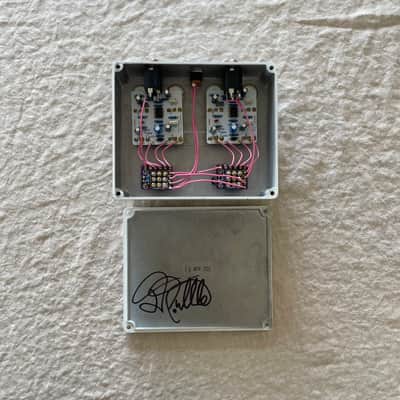 Mid-Fi Electronics Custom Double Demo Tape Fuzz - White image 3