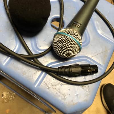 Shure BETA 58A Handheld Supercardioid Dynamic Microphone image 4