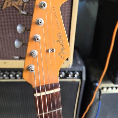 Immagine Fender Stratocaster ST62  2002 - Sunburst - 4